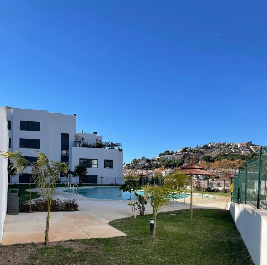 Sunny Penthouse Beach Apartment With Panoramic Views Almuñécar Exteriör bild