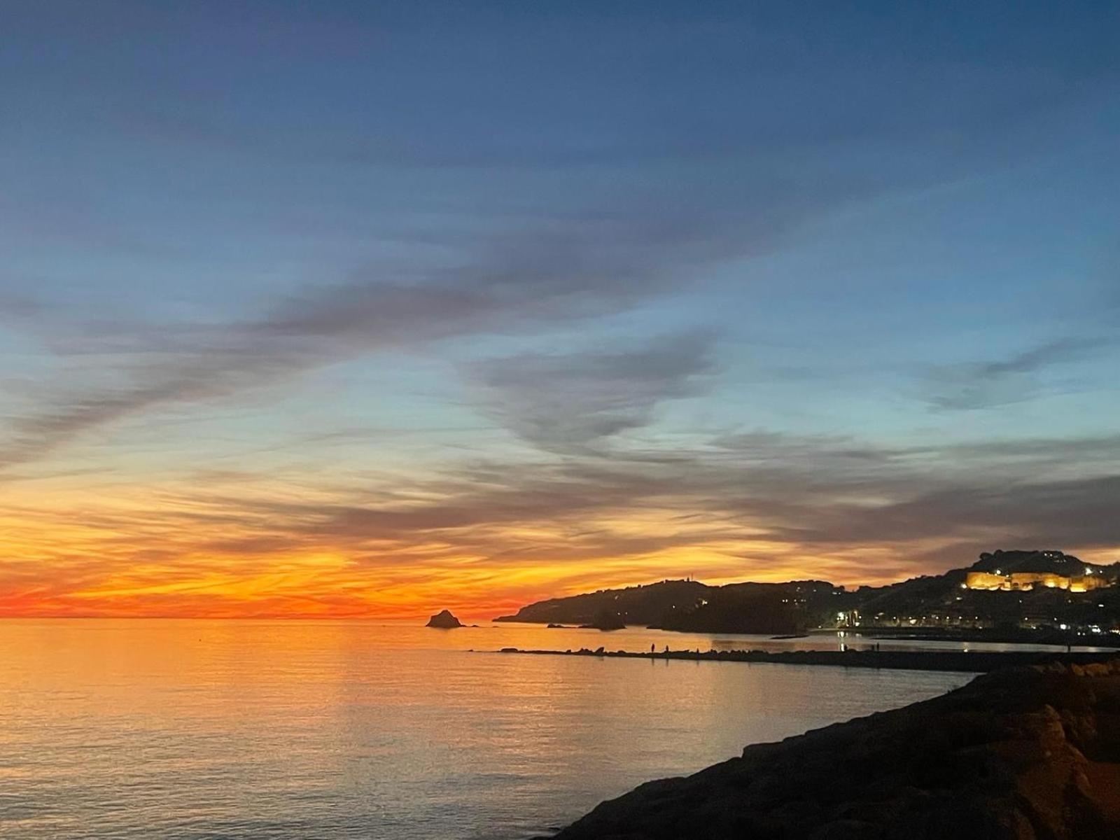 Sunny Penthouse Beach Apartment With Panoramic Views Almuñécar Exteriör bild